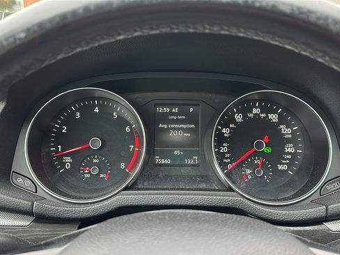 Used 2018 Volkswagen Passat 2.0T SEL Premium FWD image 18