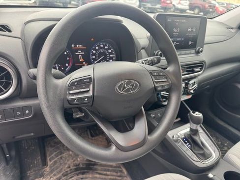 Used 2023 Hyundai Kona SEL w/ Winter Weather Package image 14