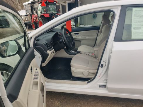 Used 2012 Subaru Impreza 2.0i Premium w/ All-Weather Pkg image 12