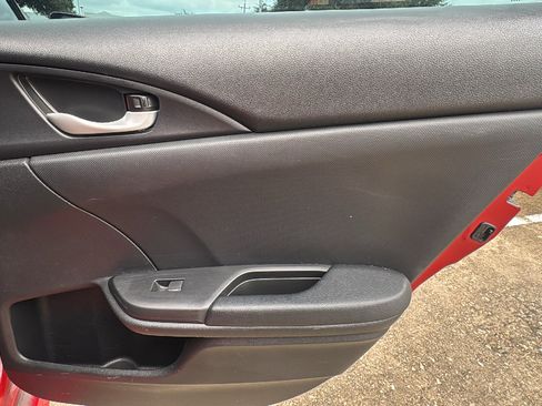 Used 2020 Honda Civic Sport image 22