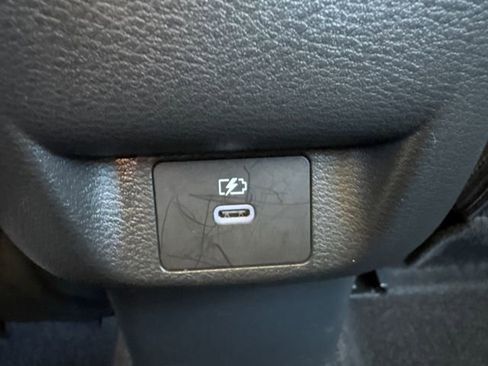 Used 2025 Nissan Versa SV image 14