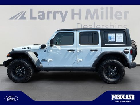 Used 2025 Jeep Wrangler Unlimited Sport S 4xe AWD/4WD image 2