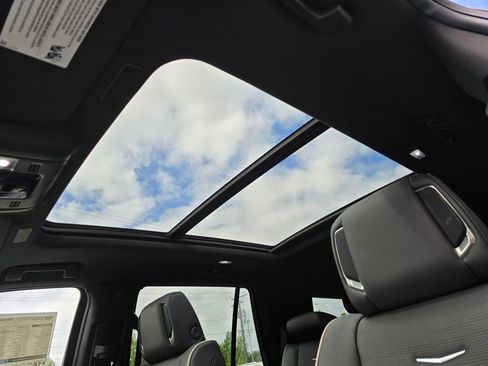 New 2026 Cadillac Escalade Luxury AWD/4WD image 40