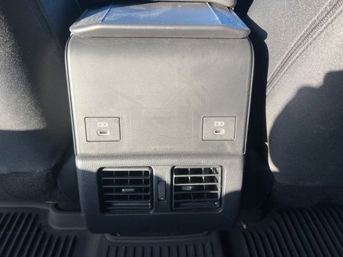 Used 2025 Subaru Solterra Premium image 9