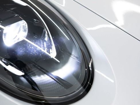 New 2026 Porsche 911 Carrera T RWD image 16