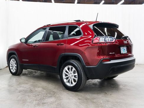 Used 2020 Jeep Cherokee Latitude image 4
