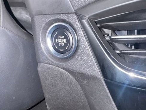 Used 2025 Buick Encore GX Sport Touring FWD image 10