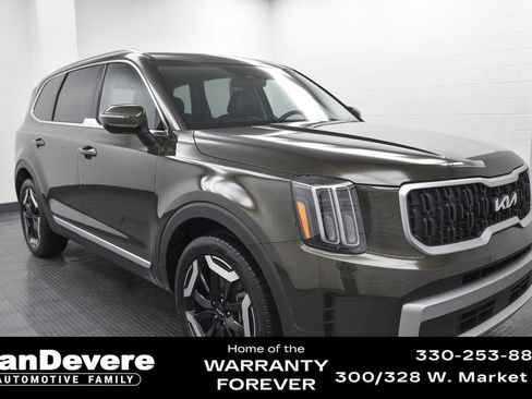 Used 2024 Kia Telluride EX image 1