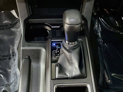 Used 2023 Toyota Tacoma TRD Sport w/ Advanced Technology Package AWD/4WD image 23