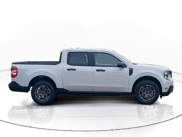 New 2026 Ford Maverick XLT w/ XLT Luxury Package FWD image 4