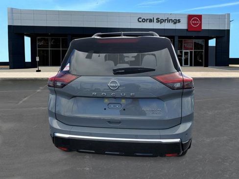 New 2026 Nissan Rogue Platinum AWD/4WD image 4