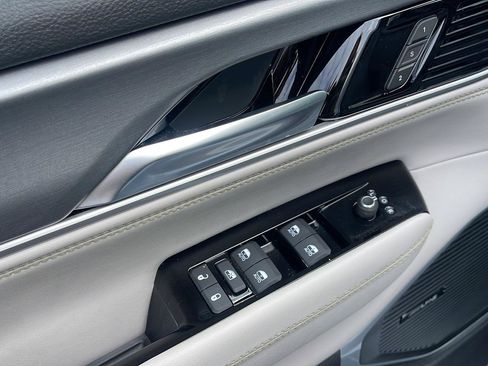 New 2026 Jeep Grand Wagoneer 4WD image 12