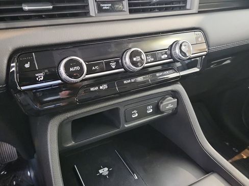 New 2026 Honda Pilot Touring image 26