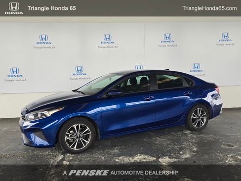 Used 2024 Kia Forte LX image 1