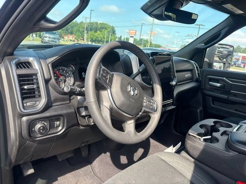 Used 2026 RAM 2500 Big Horn AWD/4WD image 4