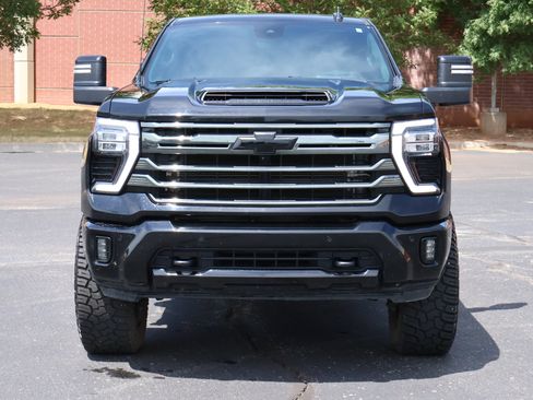 Used 2024 Chevrolet Silverado 2500 High Country w/ Midnight Edition AWD/4WD image 32