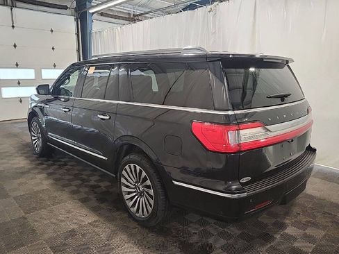 Used 2019 Lincoln Navigator L Reserve AWD/4WD image 2