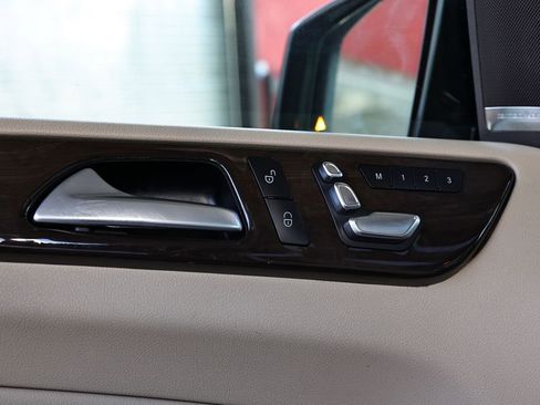 Used 2018 Mercedes-Benz GLE 350 image 35