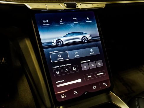 Used 2023 Lucid Air Pure AWD/4WD image 22