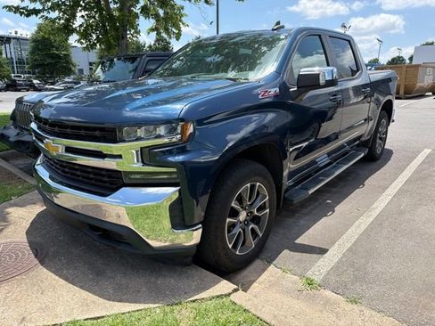 Used 2019 Chevrolet Silverado 1500 LT w/ All-Star Edition AWD/4WD image 3