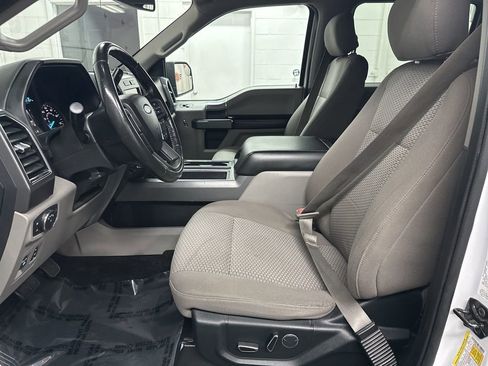Used 2018 Ford F150 XLT w/ Equipment Group 302A Luxury image 21