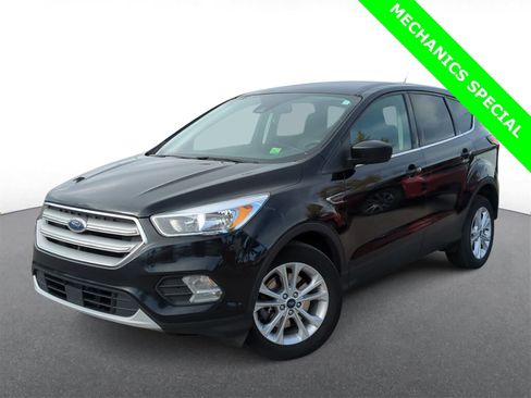 Used 2019 Ford Escape SE image 1