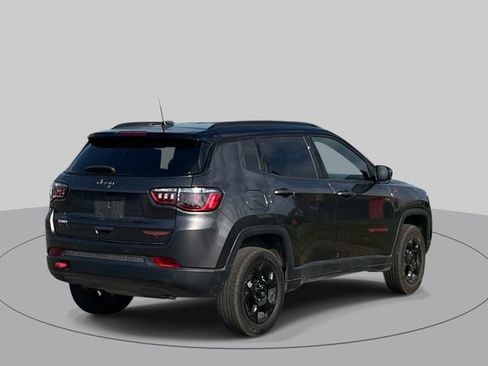Used 2024 Jeep Compass Trailhawk AWD/4WD image 3