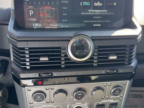 Used 2025 INEOS Grenadier image 12