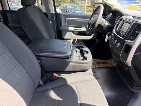 Used 2020 RAM 1500 Classic Warlock AWD/4WD image 26