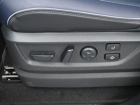 New 2026 INFINITI QX80 4WD image 12