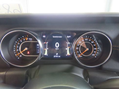 Used 2022 Jeep Gladiator Overland AWD/4WD image 43