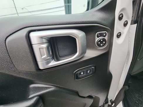 Used 2020 Jeep Gladiator Sport w/ Quick Order Package 24S image 15