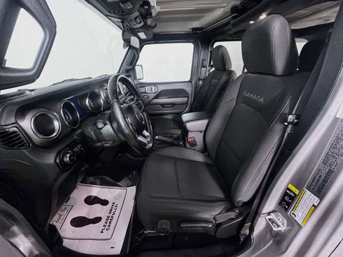 Used 2021 Jeep Wrangler Unlimited Sahara AWD/4WD image 19