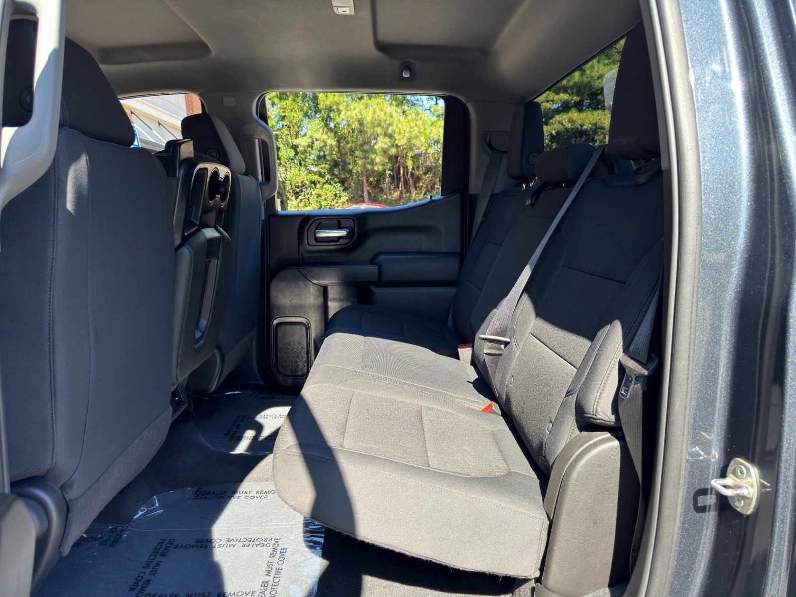 Used 2020 Chevrolet Silverado 1500 Custom w/ Custom Value Package AWD/4WD image 33