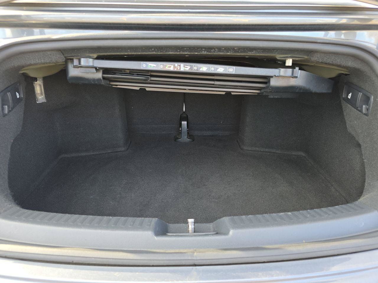 Used 2014 Volkswagen Beetle R-Line FWD image 14