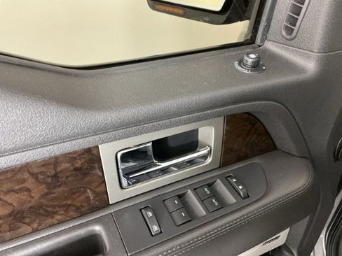 Used 2013 Ford F150 Platinum image 13