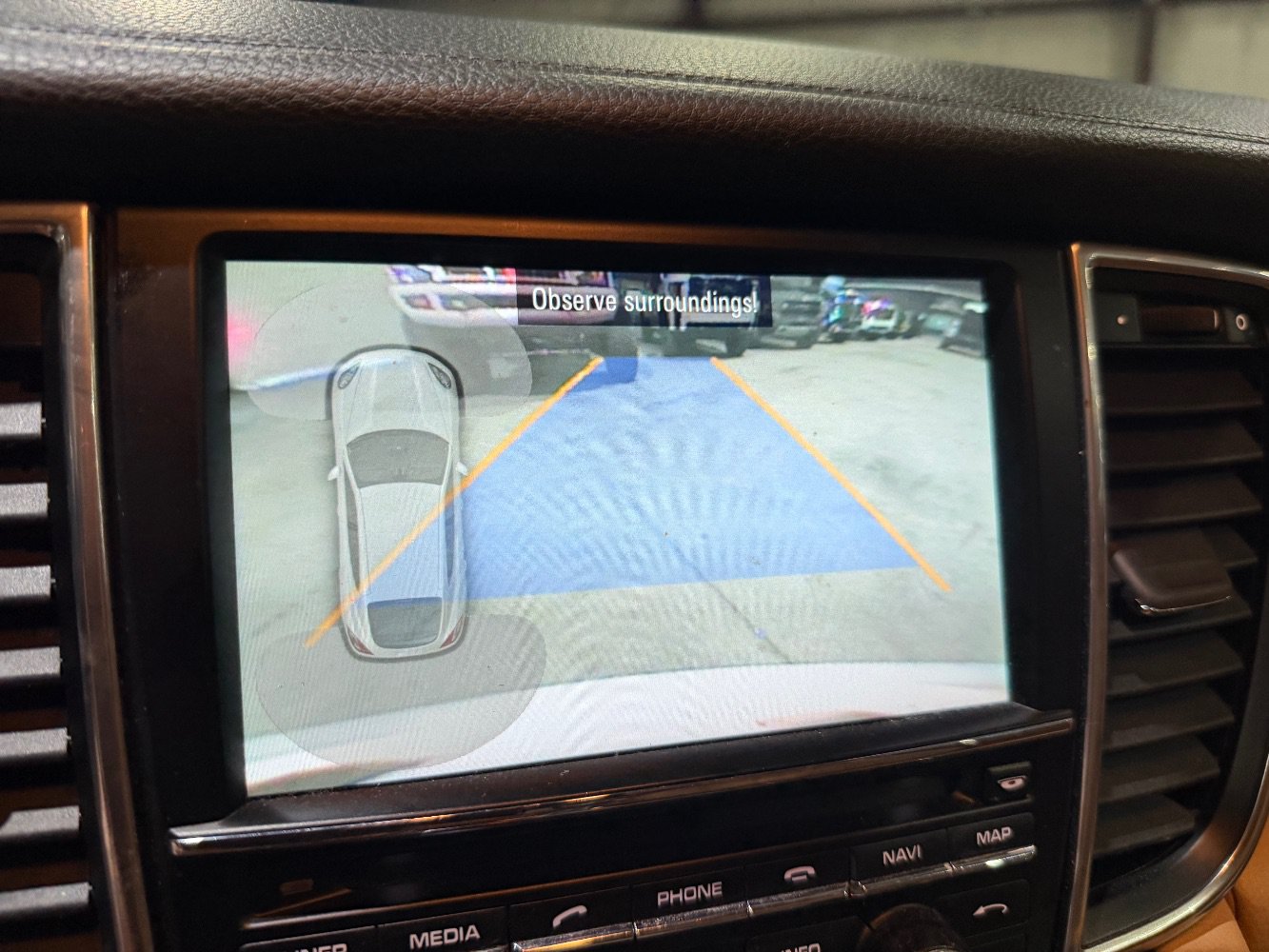 Used 2013 Porsche Panamera 4 image 32