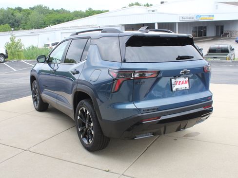 New 2026 Chevrolet Equinox RS w/ Convenience Package III FWD image 5