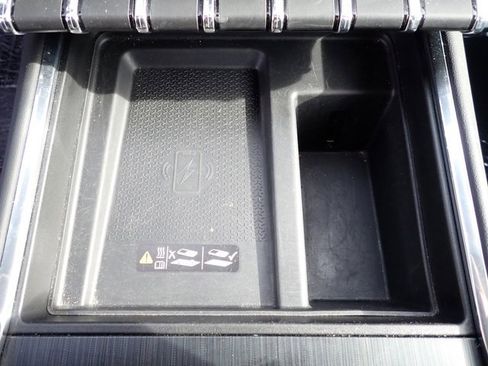 Used 2024 GMC Acadia Elevation image 22