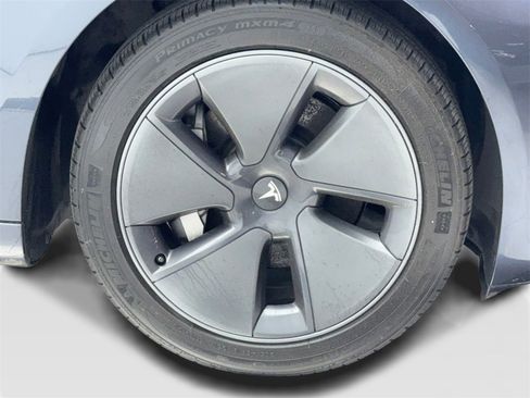 Used 2023 Tesla Model 3 Standard Range image 52