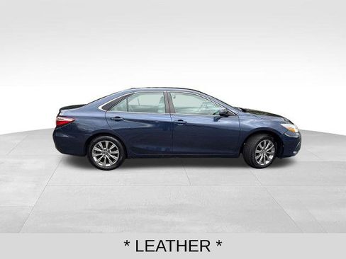 Used 2017 Toyota Camry XLE FWD image 6