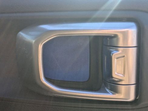 Used 2019 Jeep Wrangler Unlimited Sport S image 32