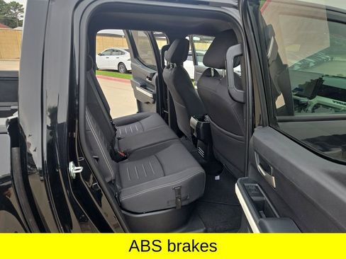 Used 2024 Toyota Tacoma TRD Off-Road AWD/4WD image 26