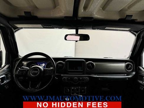 Used 2021 Jeep Gladiator Sport image 12