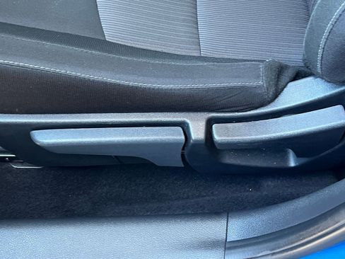 Used 2025 Nissan Sentra SV image 22