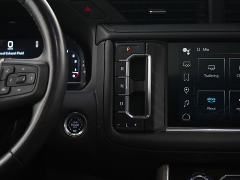 Used 2024 GMC Yukon Denali w/ Advanced Technology Package AWD/4WD image 20