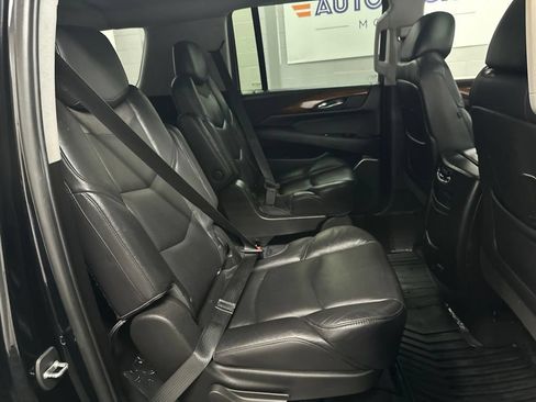 Used 2019 Cadillac Escalade ESV Premium Luxury AWD/4WD image 20