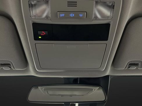 Used 2022 Toyota Tacoma SR image 23