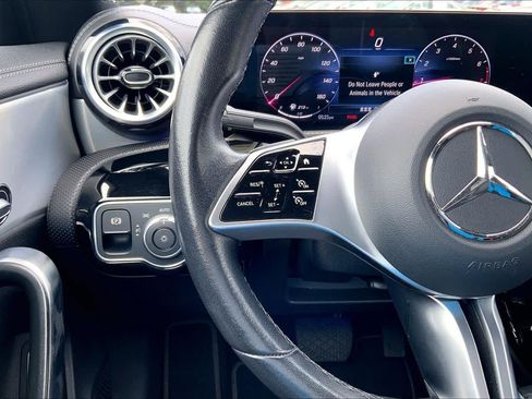 Used 2025 Mercedes-Benz CLA 250 image 23