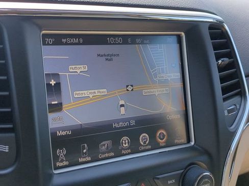 Used 2017 Jeep Grand Cherokee Limited w/ Trailer Tow Group IV AWD/4WD image 23